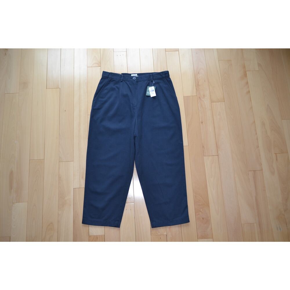 NWT LL Bean Capri Pants Original Fit Navy Blue Size 14